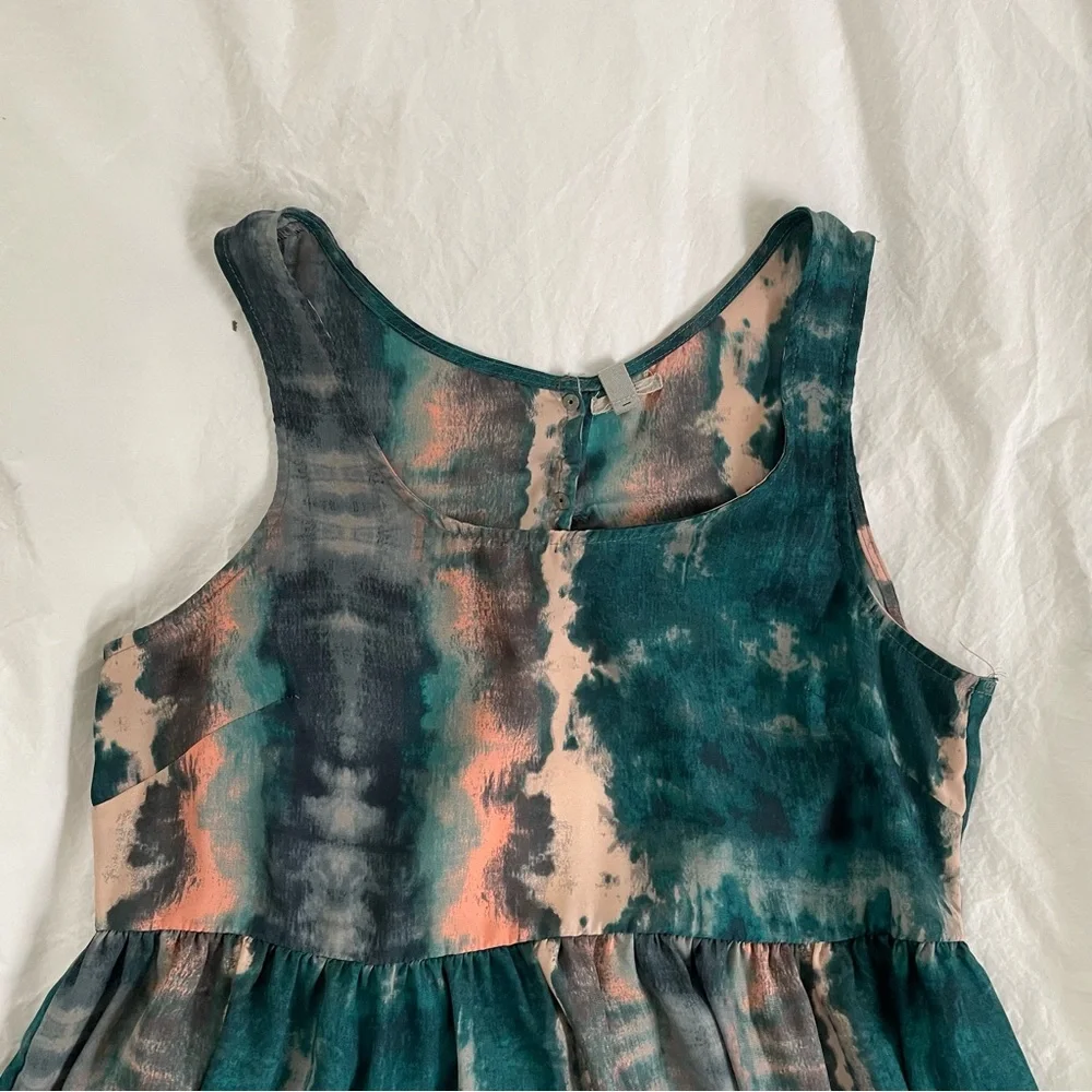 Ecoté Dress - Picture 2 of 5
